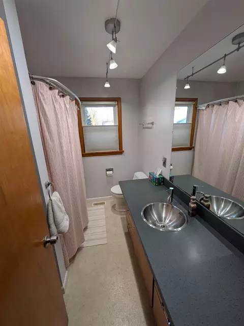 509 E Genesee St, Durand, MI 48429 photo 14