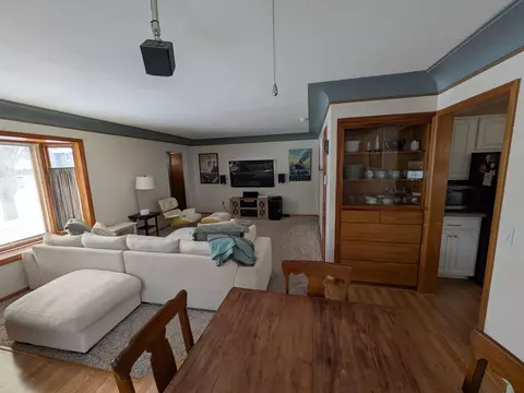 509 E Genesee St, Durand, MI 48429 photo 8