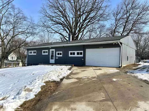 1105 Palmer, Owosso, MI 48867