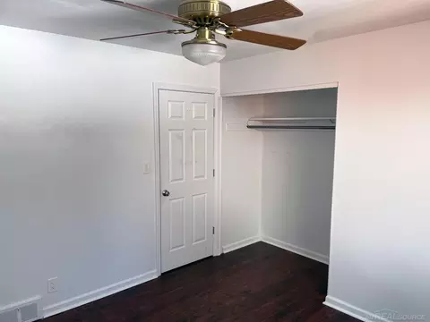 Bedroom - 26405 Eureka, Warren, MI 48091 photo 5 of 5