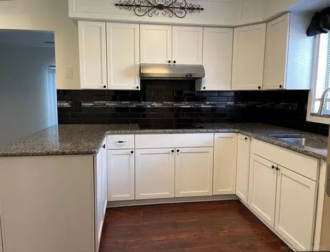 Kitchen - 26405 Eureka, Warren, MI 48091 photo 1 of 4