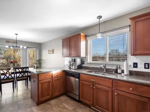 52802 Delena, Macomb, MI 48042 photo 17