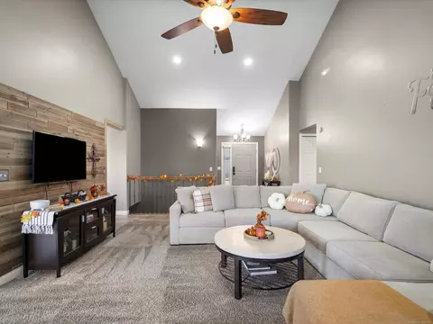52802 Delena, Macomb, MI 48042 photo 10