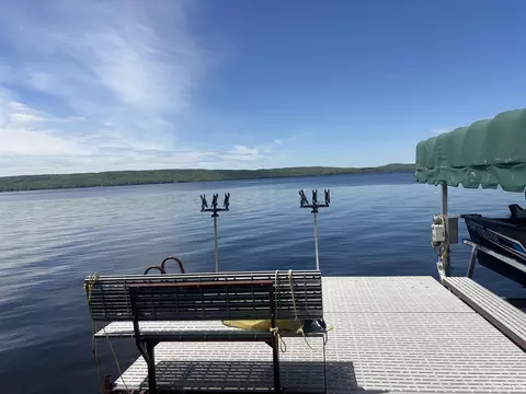 10239 N East Shr, Marenisco, MI 49947