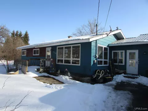 215 N Main, Baraga, MI 49908