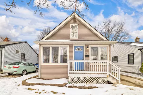 1521 E Granet, Hazel Park, MI 48030