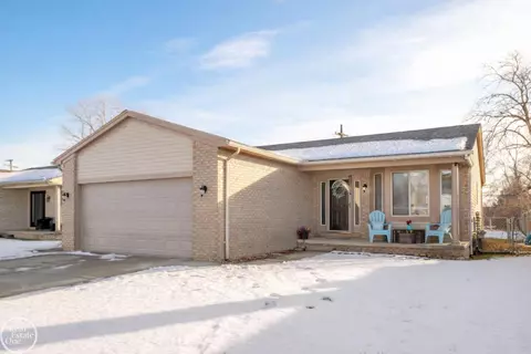 13850 Hartill, Warren, MI 48089