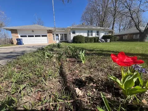 Exterior - 287 E Oak, Harrison, MI 48625 photo 5 of 10