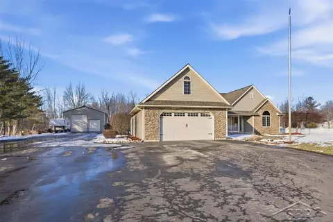 2948 Broka, Beaverton, MI 48612