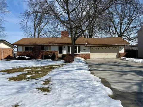 41164 Belvidere, Harrison Township, MI 48045