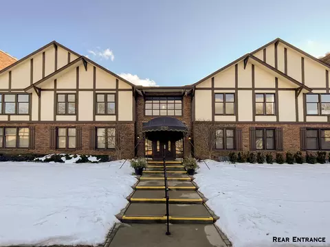 1750 Vernier # 10, Grosse Pointe Woods, MI 48236 photo 34