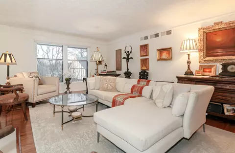 1750 Vernier # 10, Grosse Pointe Woods, MI 48236 photo 19