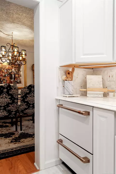 1750 Vernier # 10, Grosse Pointe Woods, MI 48236 photo 15
