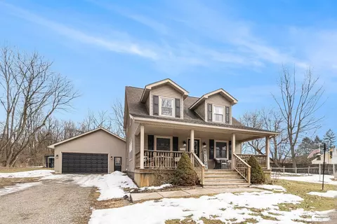 2519 N Wilmoth, Adrian, MI 49221