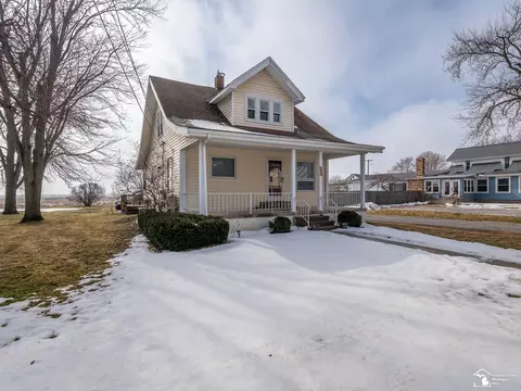 Exterior - 336 E Chicago, Britton, MI 49229 photo 2 of 6