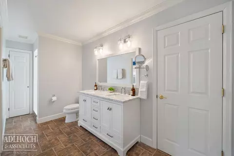 Bath - 345 Roosevelt, Grosse Pointe, MI 48230 photo 4 of 5