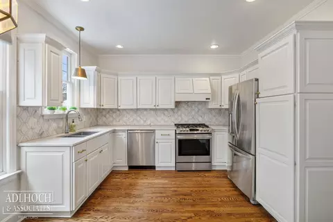 Kitchen - 345 Roosevelt, Grosse Pointe, MI 48230 photo 1 of 6