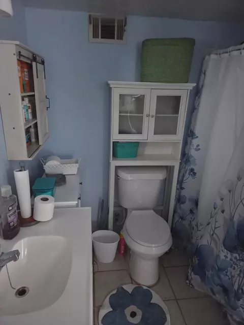 Bath - 1304 James, Harrison, MI 48625 photo 1 of 2