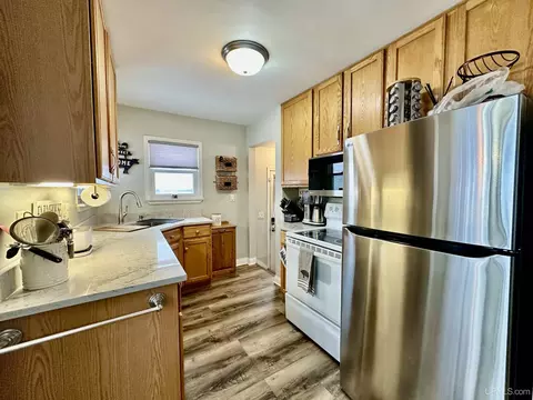 Kitchen - 2115 Deer Lk, Ishpeming, MI 49849 photo 4 of 5