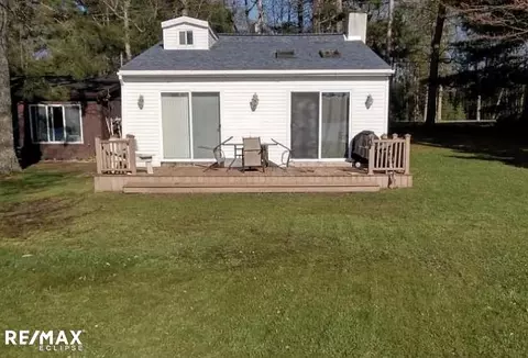 2731 Horseshoe Lk, West Branch, MI 48661