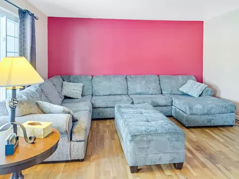 Living - 6273 Kelly, Flushing, MI 48433 photo 2 of 4