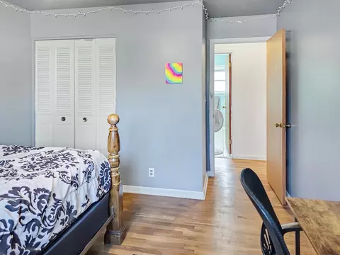 Bedroom - 6273 Kelly, Flushing, MI 48433 photo 6 of 6
