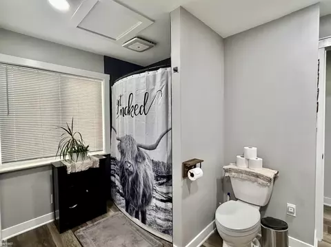 Bath - 7397 Kessling, Davison, MI 48423 photo 1 of 2