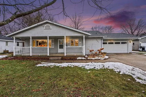 1587 N Knight, Essexville, MI 48732