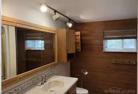 3285 Spring Mdw, Rochester, MI 48306 photo 14