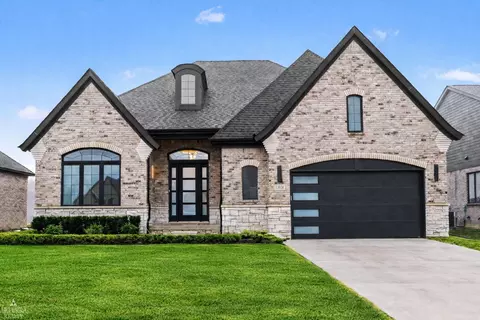 13970 Quail Vw, Washington Township, MI 48094