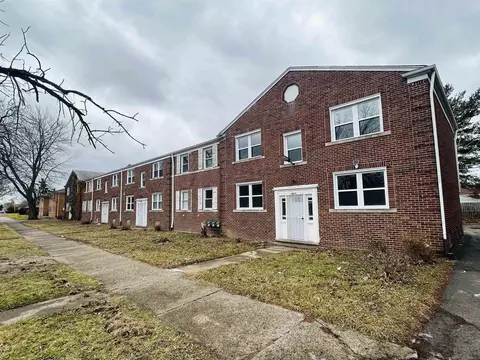 18059 Hoover, Detroit, MI 48205