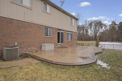 Exterior - 19424 Norway Pne, Macomb, MI 48044 photo 10 of 14