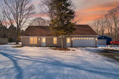 1091 Allen, Kimball, MI 48023