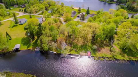000 Ridgeway Trl, Lake, MI 48632