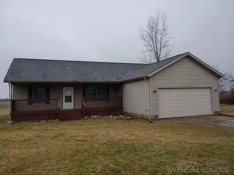 5688 Galbraith Line, Croswell, MI 48422