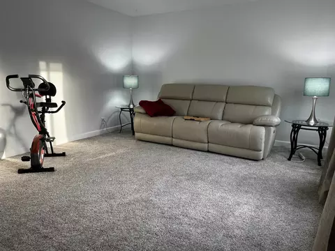 Living - 817 Hemlock, Davison, MI 48423 photo 1 of 3