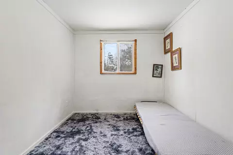 Bedroom - 1654 Opland, Gladwin, MI 48624 photo 1 of 2