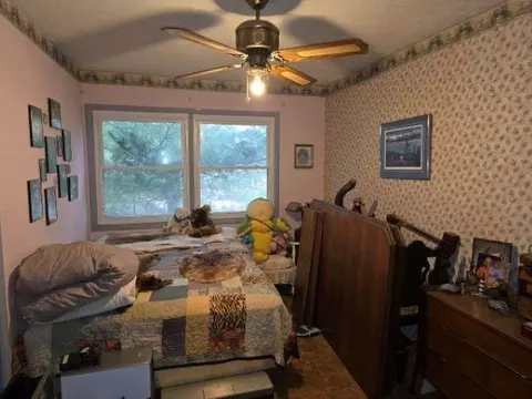 Bedroom - 7628 N Latson, Howell, MI 48855 photo 4 of 4