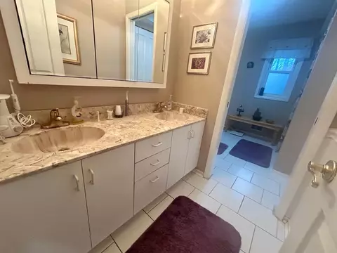 Bath - 1883 Linksview, Gladwin, MI 48624 photo 3 of 4