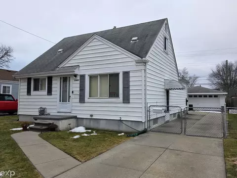 23400 Deziel, Saint Clair Shores, MI 48082