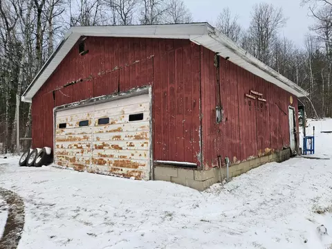 5200 N Old State, Harrison, MI 48625 photo 28