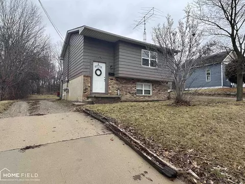 1131 S Shiawassee, Owosso, MI 48867