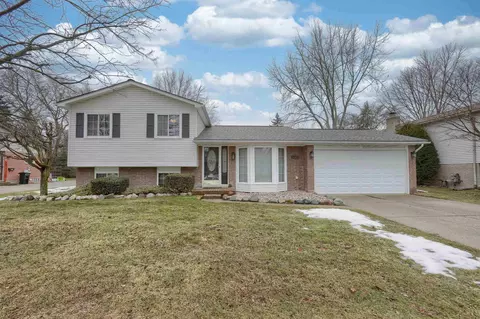 34405 Shorewood, Chesterfield, MI 48047