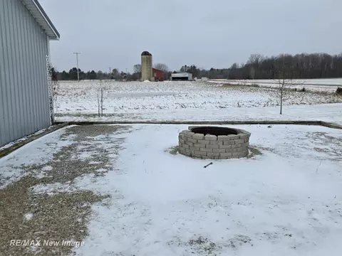 Exterior - 16475 Baldwin, Chesaning, MI 48616 photo 9 of 9