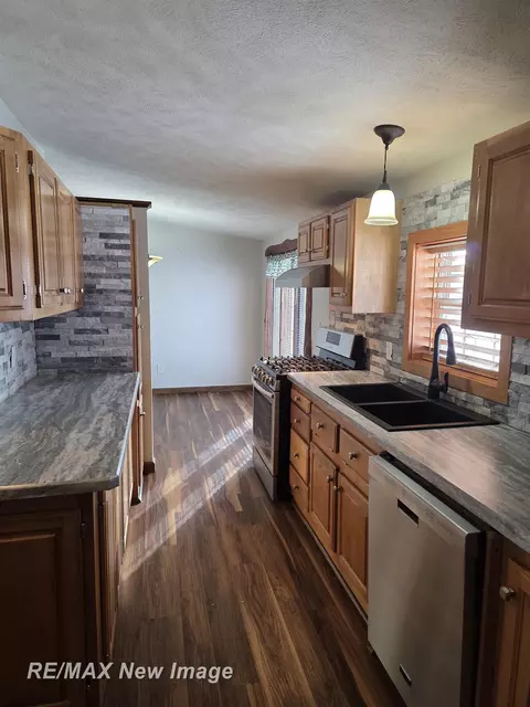 Kitchen - 16475 Baldwin, Chesaning, MI 48616 photo 1 of 5