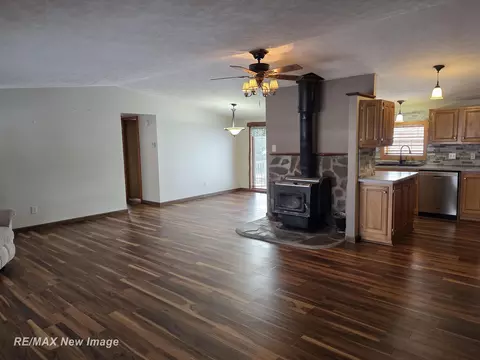 Living - 16475 Baldwin, Chesaning, MI 48616 photo 1 of 3