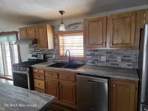 Kitchen - 16475 Baldwin, Chesaning, MI 48616 photo 5 of 5
