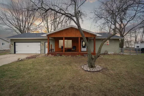 739 Gasper, Chesaning, MI 48616