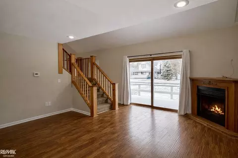 Living - 919 Smith, Algonac, MI 48001 photo 2 of 2
