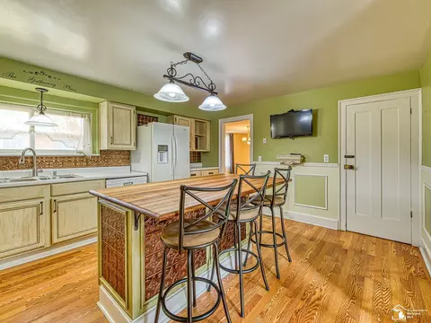 422 E 1st, Monroe, MI 48161 photo 13